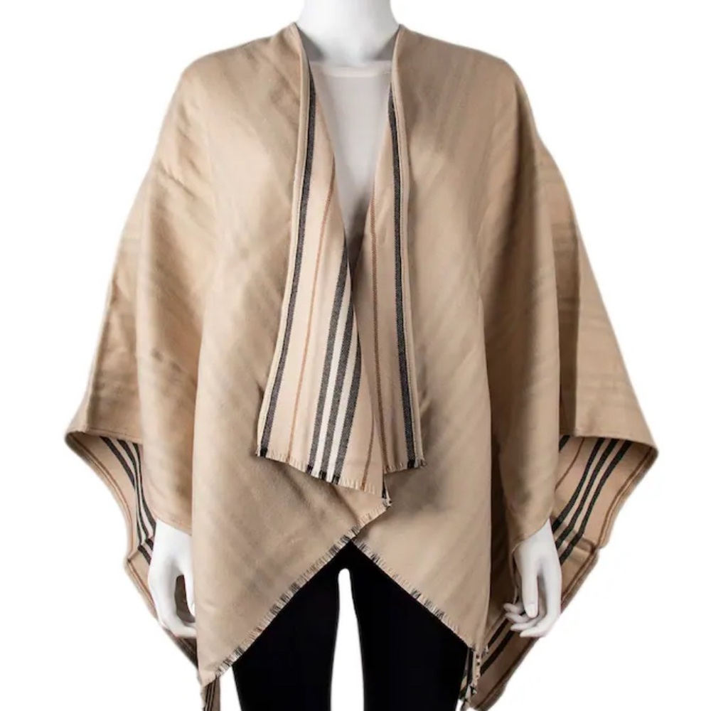 AUTHENTIC BURBERRY REVERSIBLE CAPE